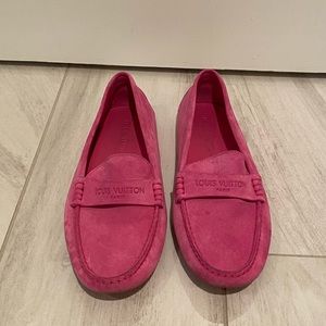 LOUIS VUITTON Pink Suede Loafers
